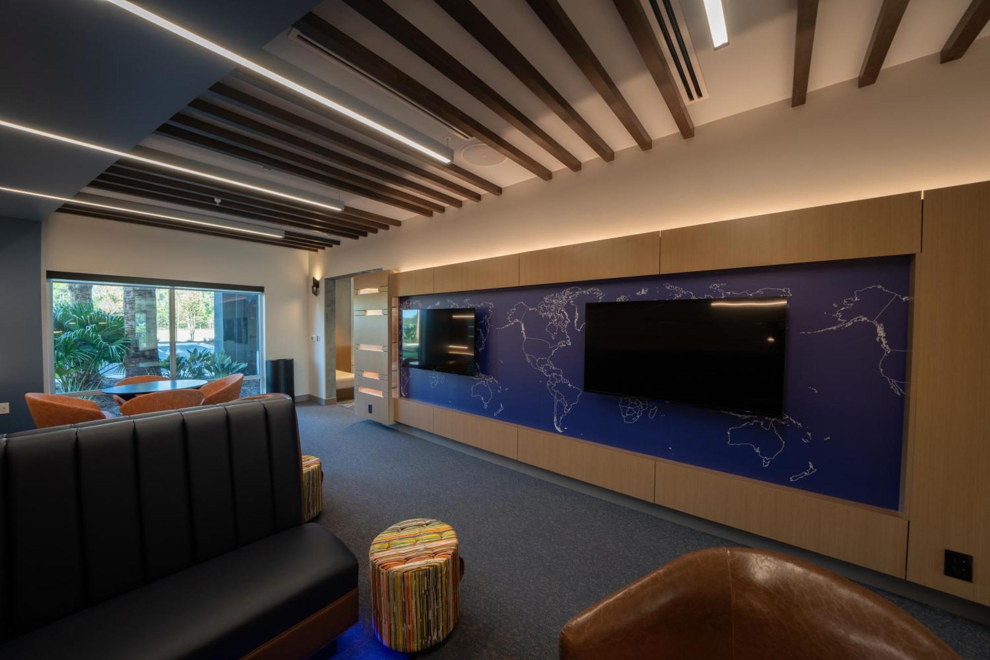 Holiday Inn Express & Suites Fort Walton Beach - Eglin Area By Ihg Ngoại thất bức ảnh